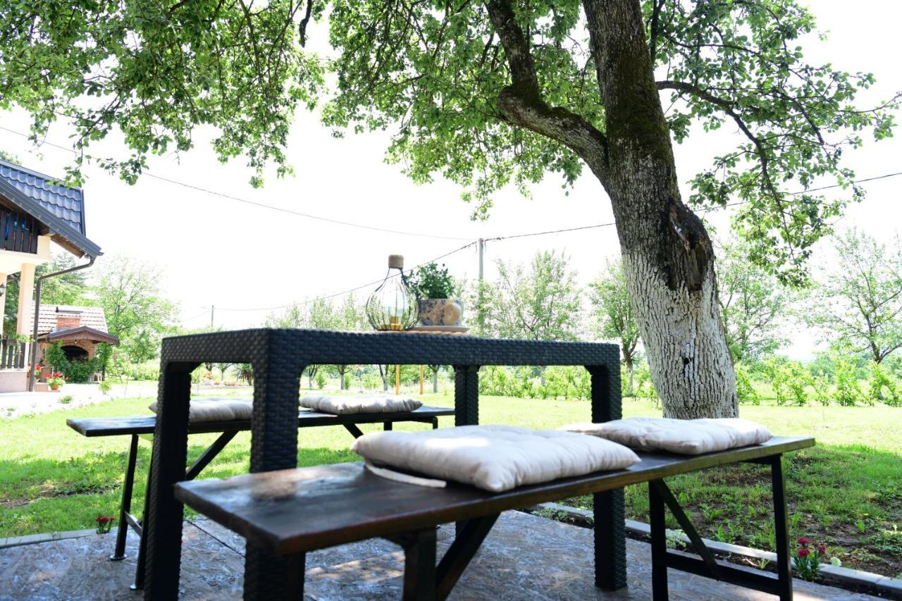 Linden Apartment *